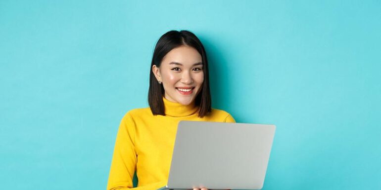 7 Cara Wanita Menemukan Kepuasan Karir (Dan Kebahagiaan)